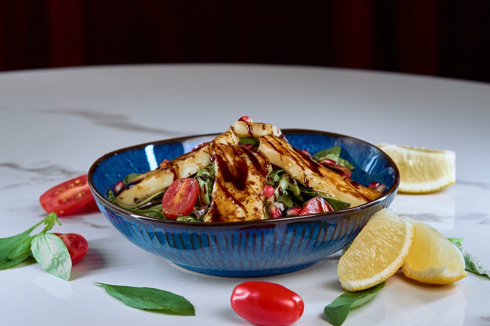 سلطة الحلومي | Halloumi Salad